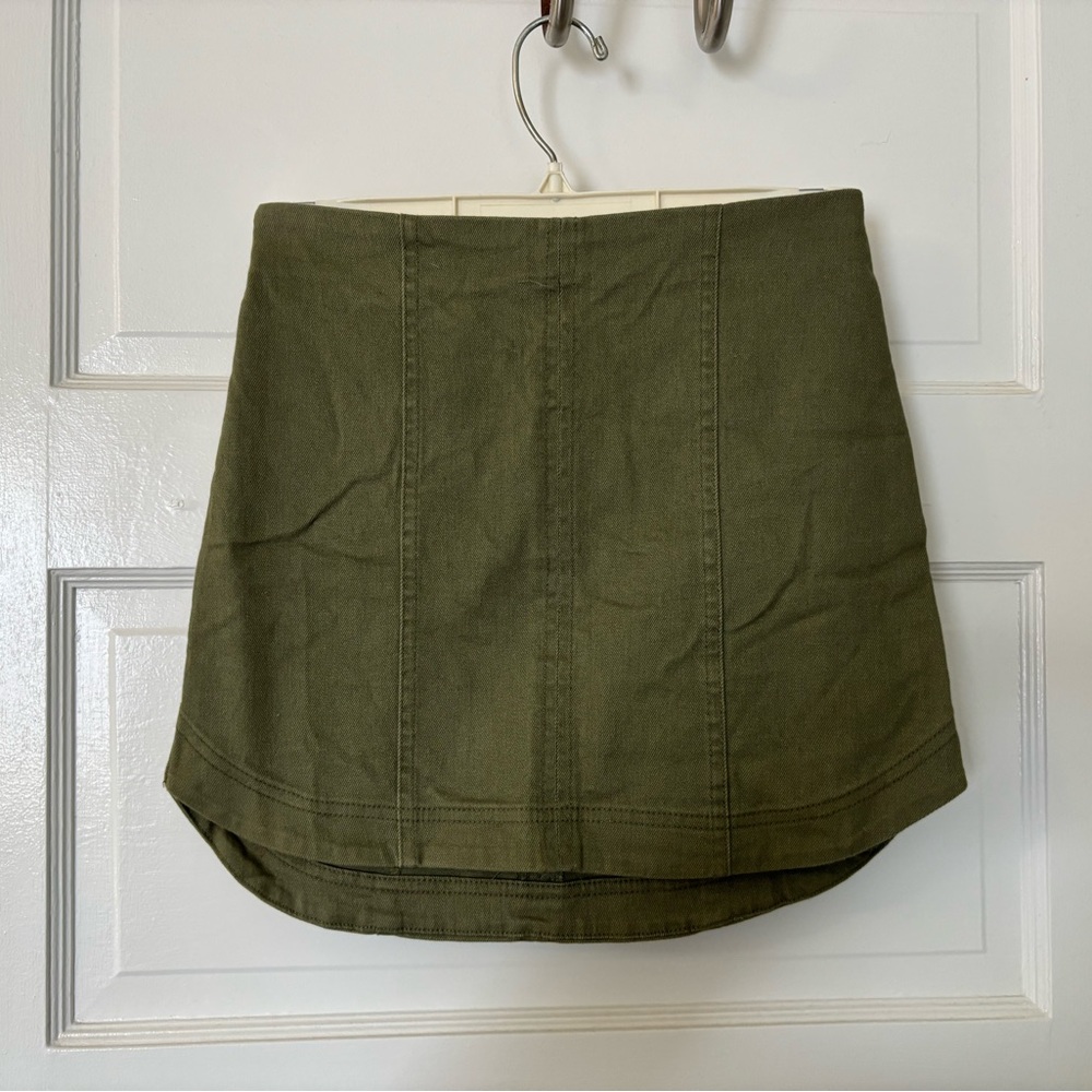 Altar’d State, size XS, army green